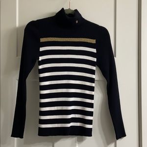 Lauren Ralph Lauren turtle neck sweater. XS